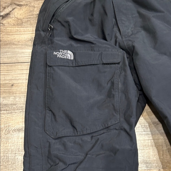 The North Face Women’s Cargo Ski Pants - Picture 5 of 9